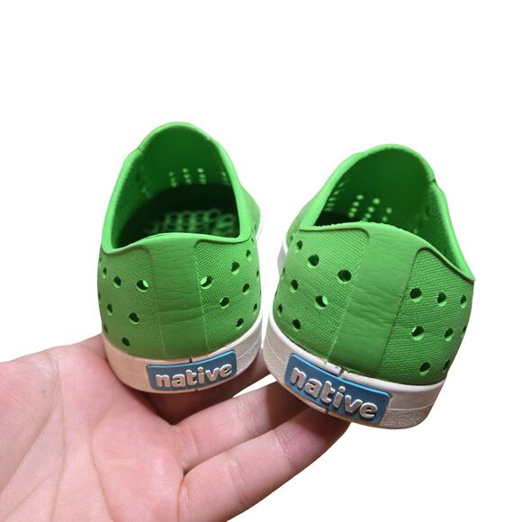 Native Green Jefferson Slip-On Shoes Size: 9 - Picture 3 of 4